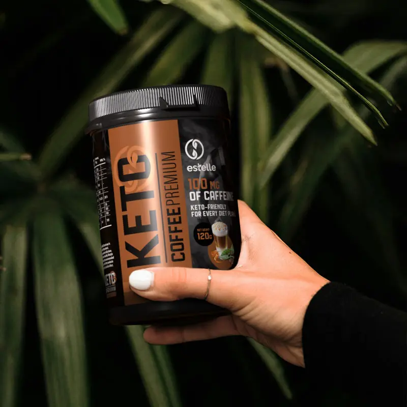 Keto Coffee Premium v ruce